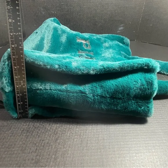 GREAT GIFT! HOST PICK!! BNWT Pinko Debossed faux fur plush tote green PRICE FIRM - Picture 7 of 16